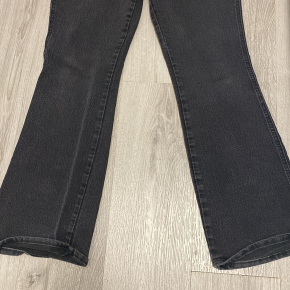 Old Navy Jeans - Picture 3 of 5